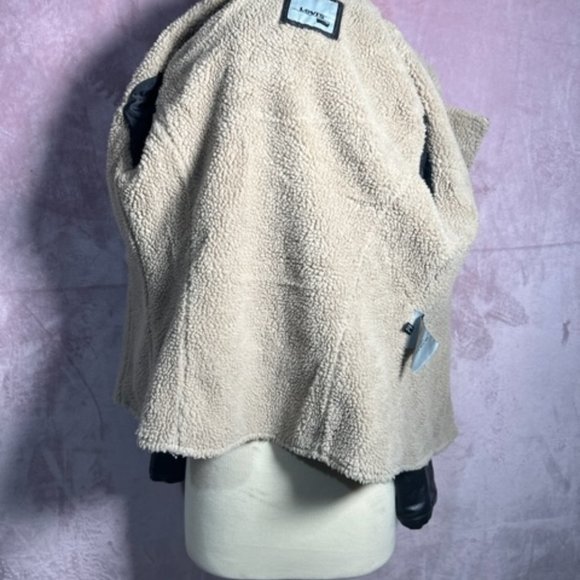 Levis Faux Leather Small Zip Up Jacket - Picture 8 of 9